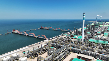 新時(shí)代中國(guó)調(diào)研行之看區(qū)域&middot;東北篇|在延鏈、補(bǔ)鏈、強(qiáng)鏈中再造產(chǎn)業(yè)動(dòng)能--來(lái)自東北石化重鎮(zhèn)的&ldquo;減油增化&rdquo;報(bào)告